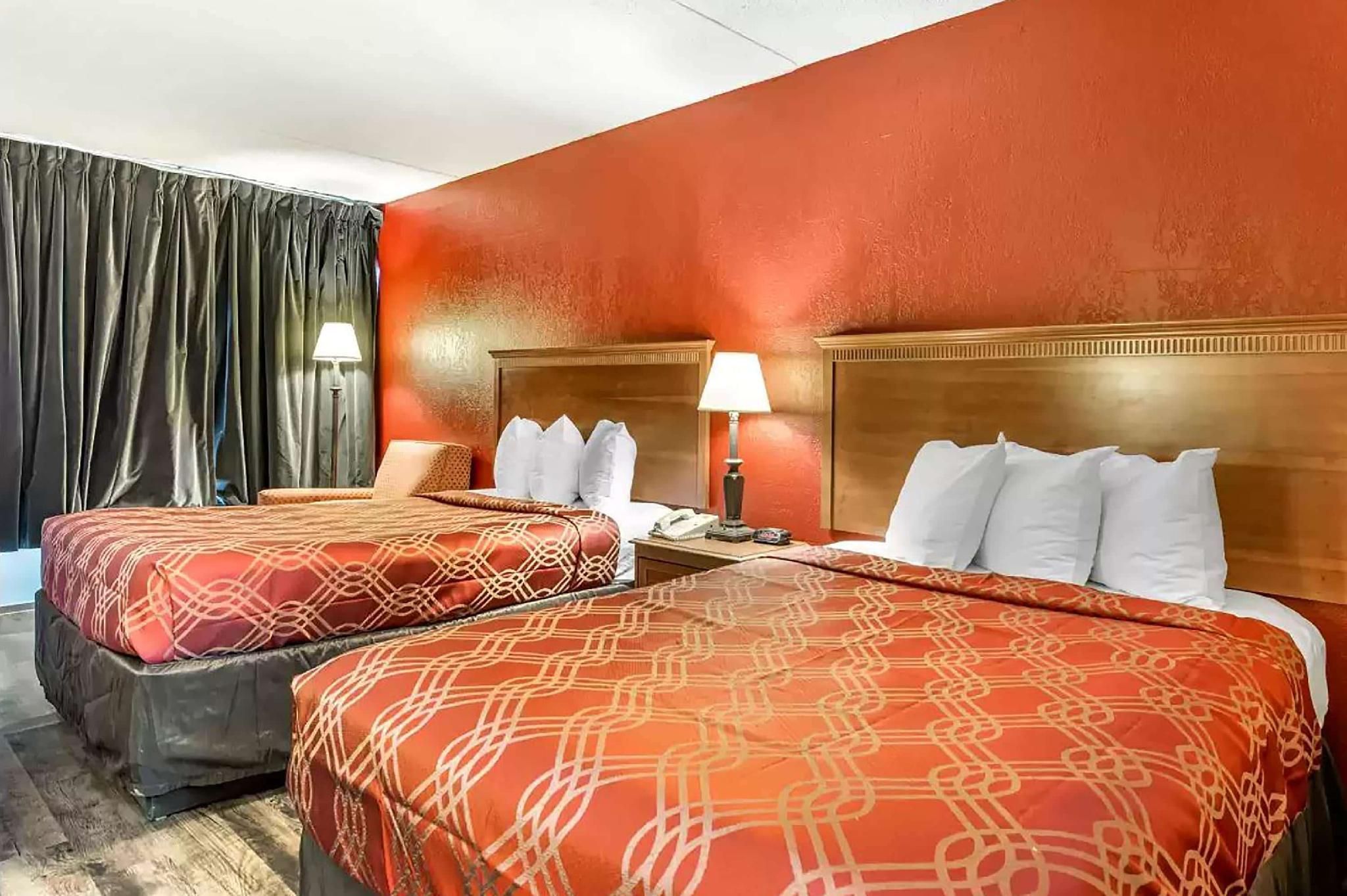 2 Double Beds, Mobility Accessible Room, Roll-In Shower, Non-Smoking