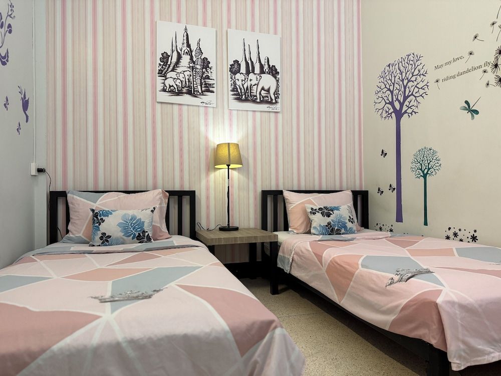 undefined Baan Nampetch Hostel 4