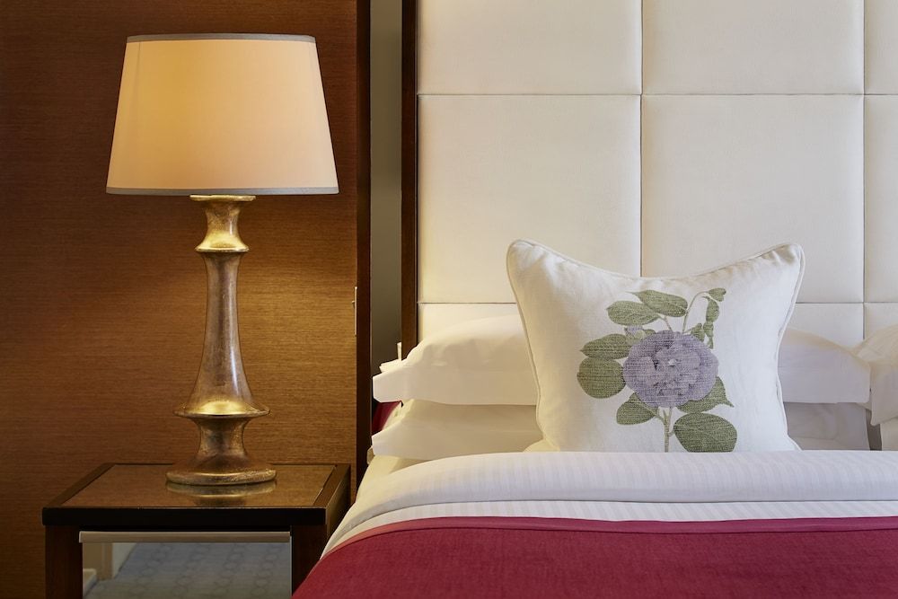 undefined The Mandeville Hotel 7