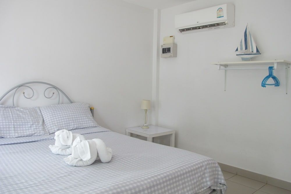 Charlie's Bungalow Bangalow Double Room 3