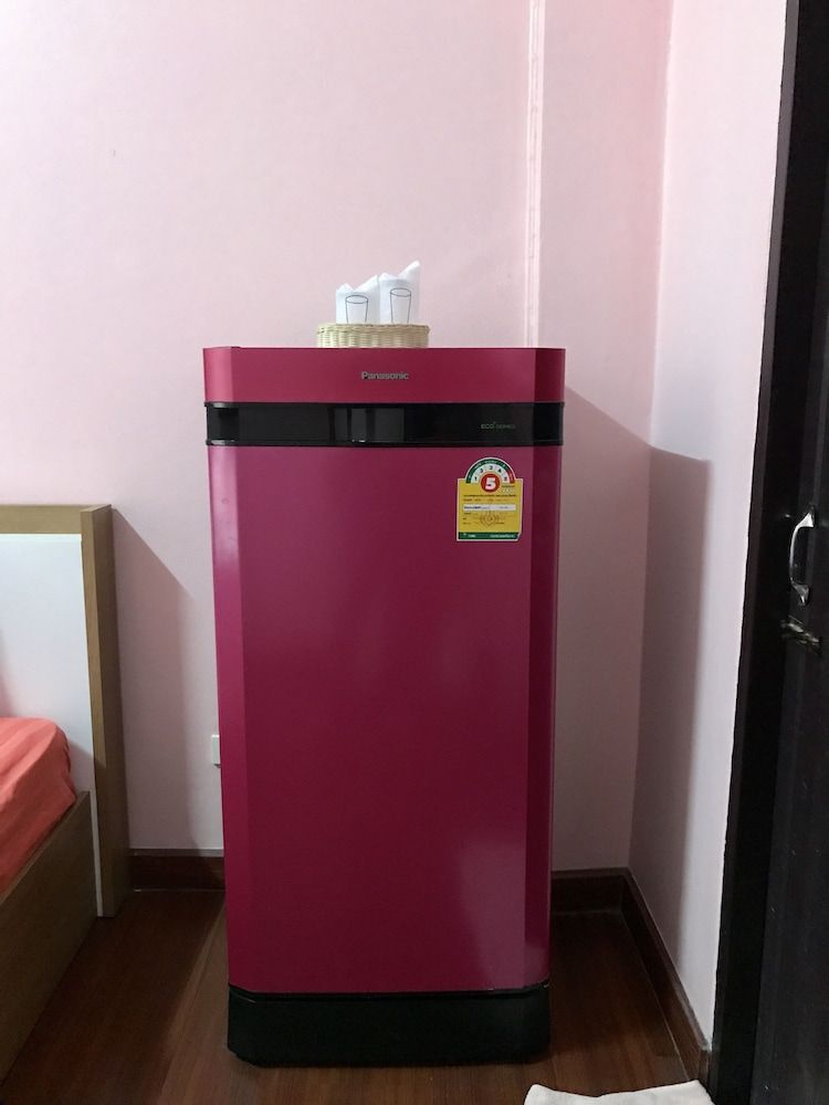 Ponlaan Apartment