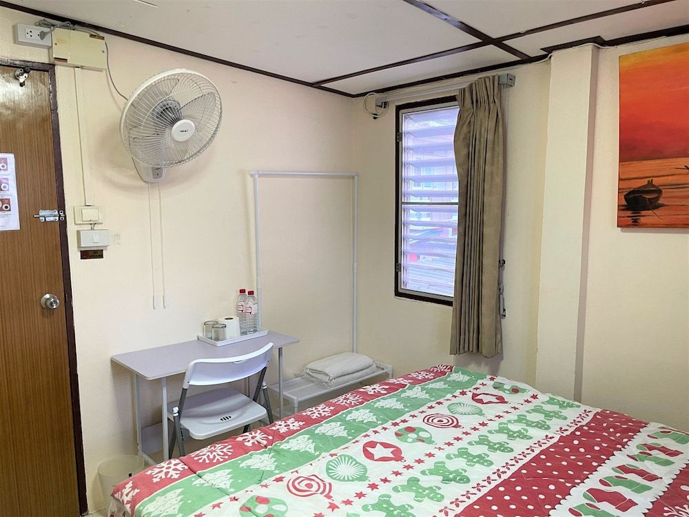 Golf-Sea-City Guest House Standard Room (Fan) 2