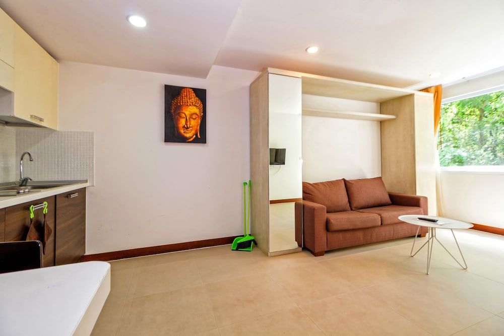 Karon Butterfly Residence Apartment, 1 King Bed with Sofa bed, Mountain View 8