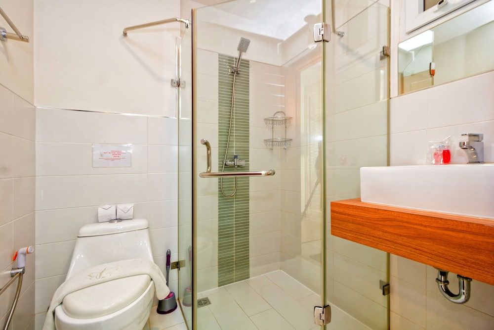 Karon Butterfly Residence Apartment, 1 King Bed with Sofa bed, Mountain View 11