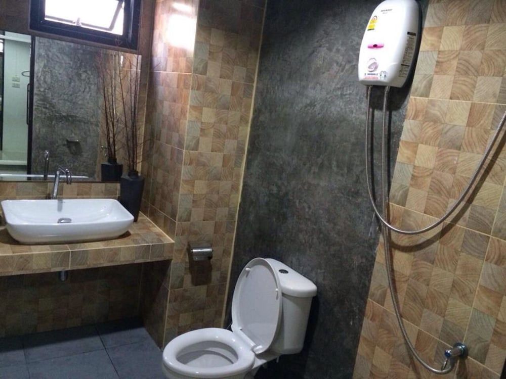 Fondness Hotel Deluxe Double Room 6