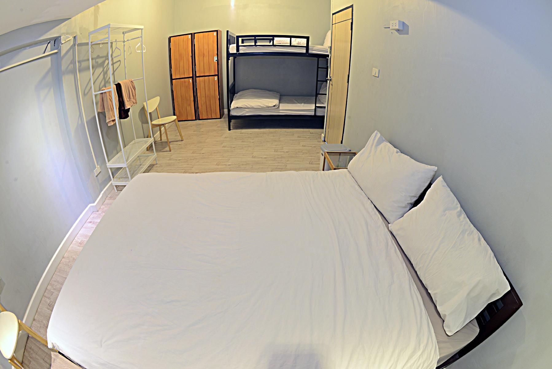 1989 Sukhumvit Bangkok - Hostel Family Rooms 3