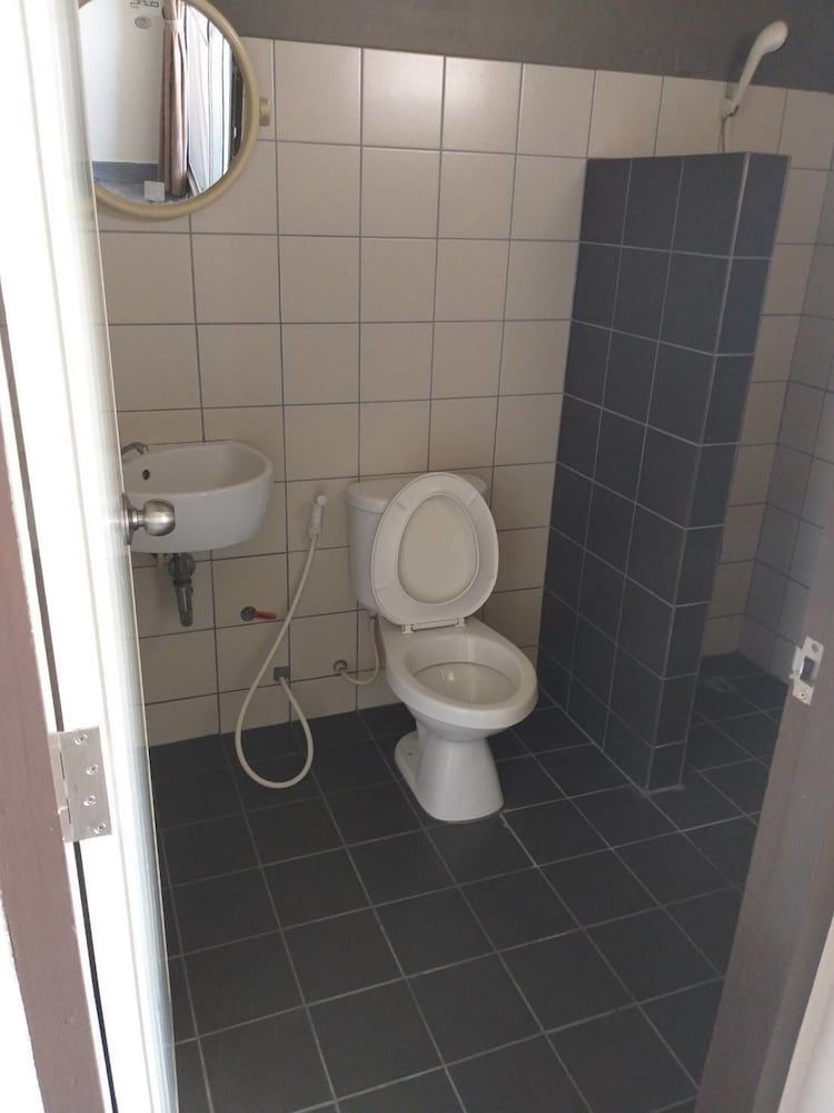 J 168 Living Standard Room 12