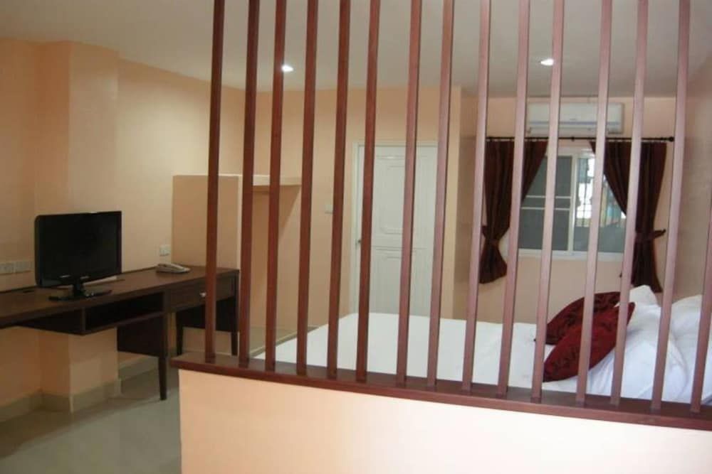 undefined Pearl Residence Serviced Apartment 5