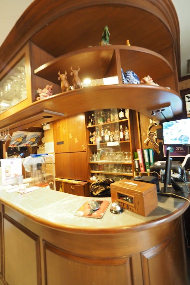 undefined Honey House1 5