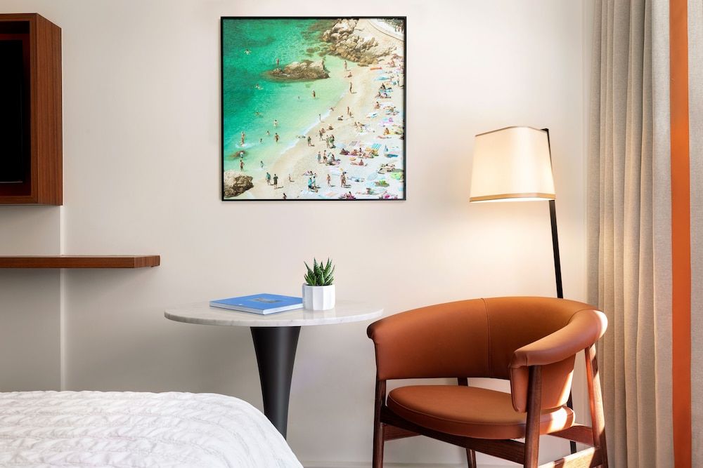 Le Meridien Nice Classic Room, 2 Twin Beds, Non Smoking, Courtyard View 6