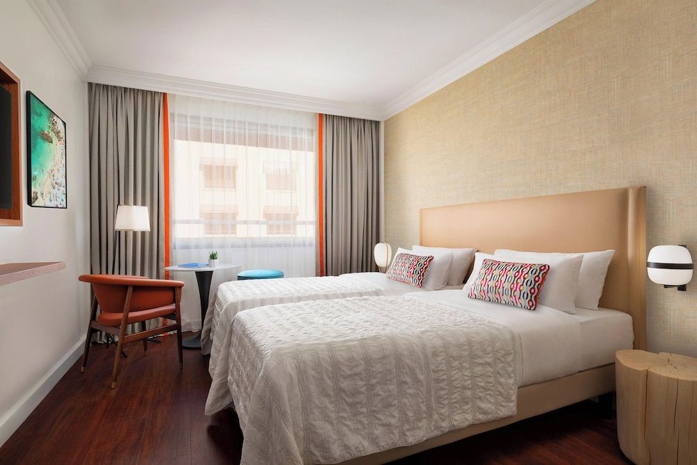 Le Meridien Nice Classic Room, 2 Twin Beds, Non Smoking, Courtyard View 2