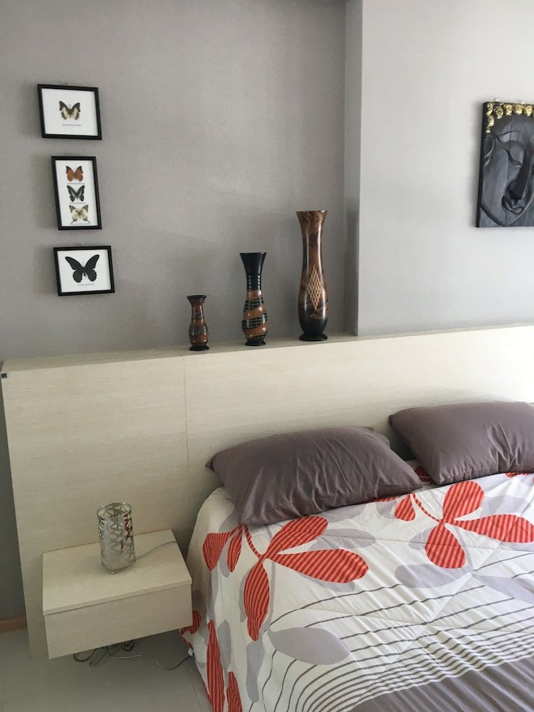 undefined Acqua Condo - 505 by Axiom 6