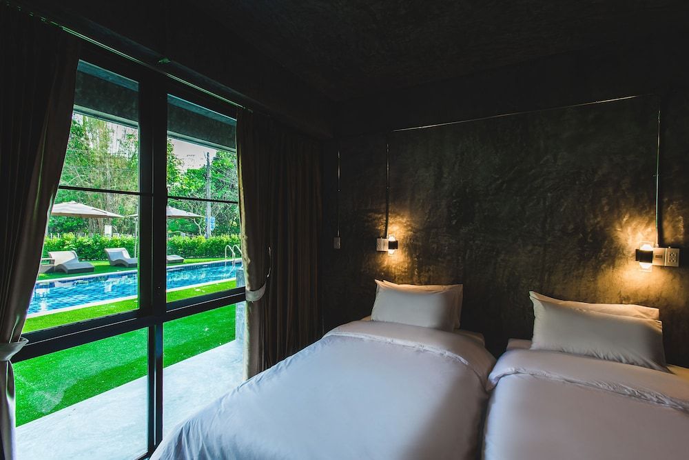 Twin Room, Pool View