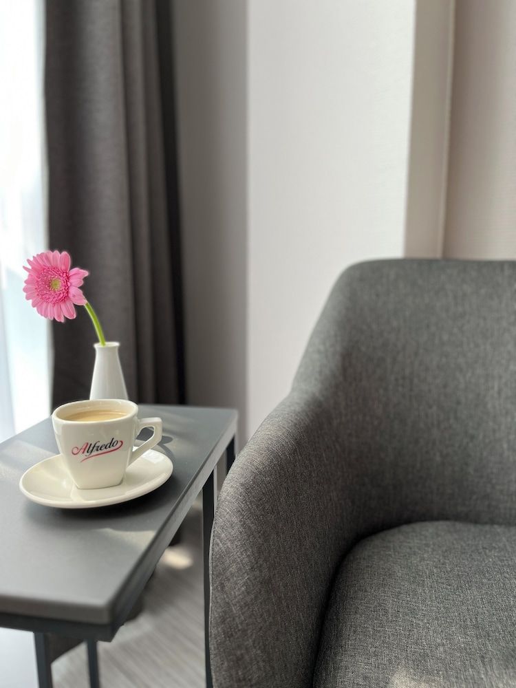 SensCity Hotel Berlin Spandau Standard Double Room (SensBase) 7