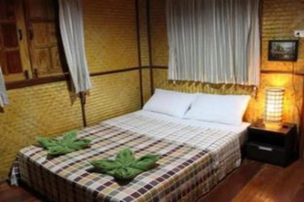 undefined Green Cottage Beach Resort 7