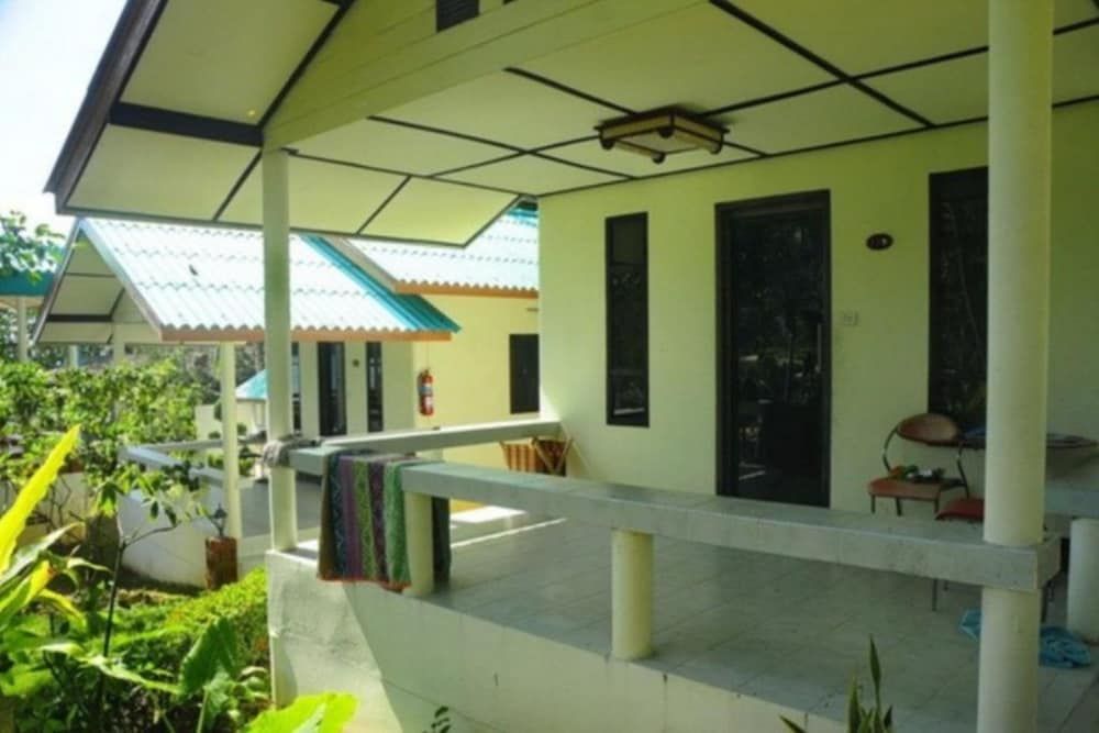 undefined Green Cottage Beach Resort 10