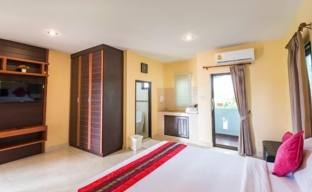 undefined T.Y. Airport Inn 10