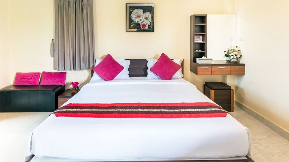 undefined T.Y. Airport Inn 4