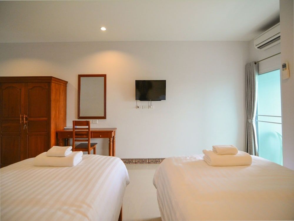 Baan Yokmhanee Twin Room 2