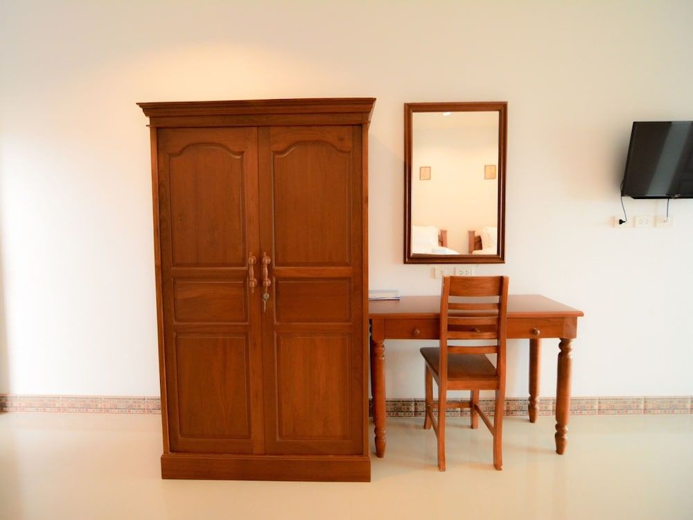 Baan Yokmhanee Twin Room 12