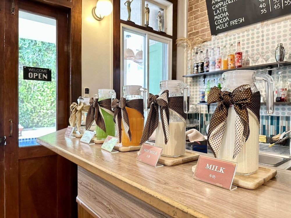 undefined Dinsomon 10