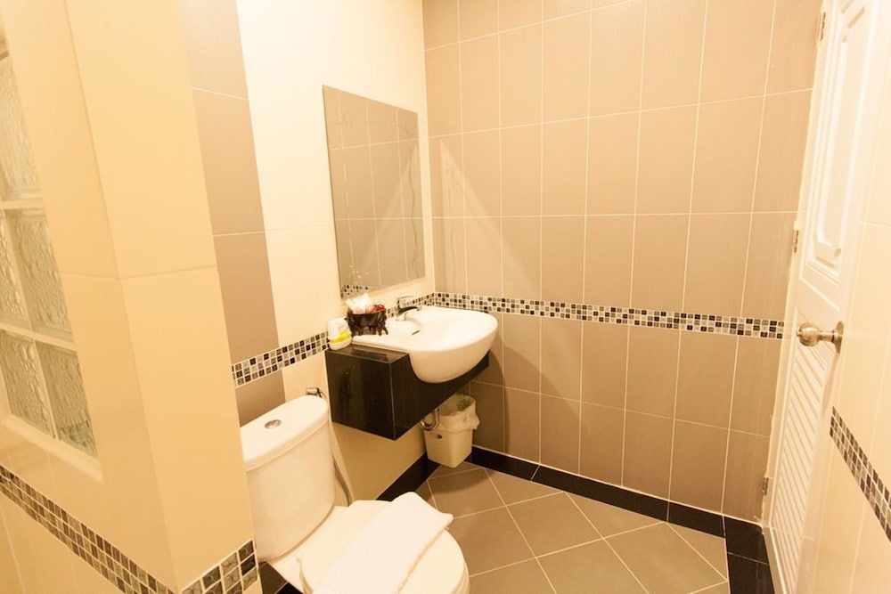 Mom House Mom House - 2 Bedroom House 12