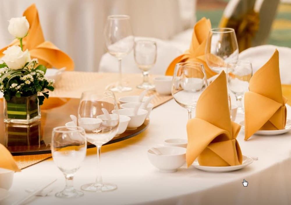 undefined Ramada by Wyndham Bangkok Chaophya Park 10