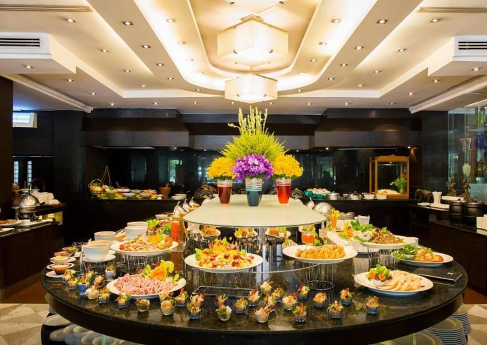 undefined Ramada by Wyndham Bangkok Chaophya Park 9