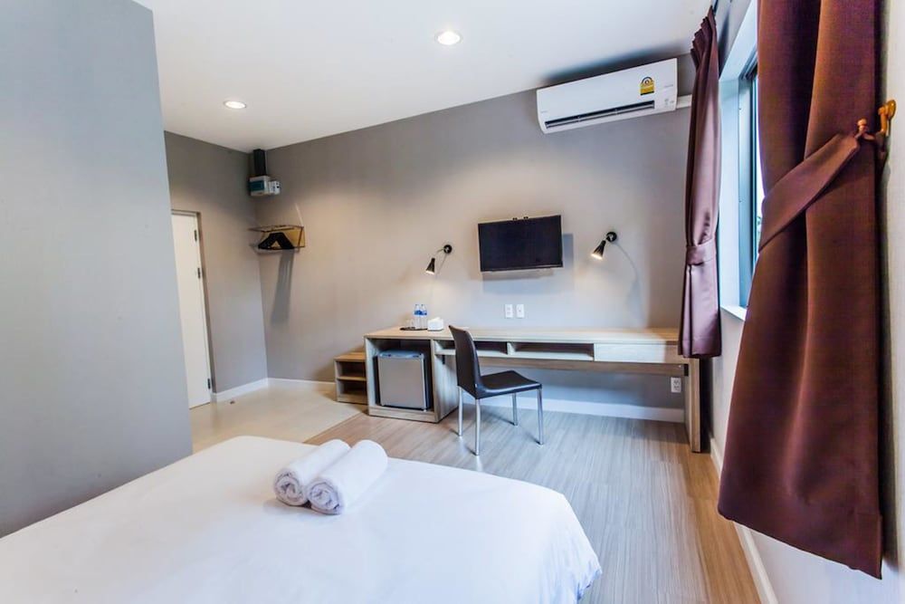 Morino Hotel Si Racha Standard Double Room 2