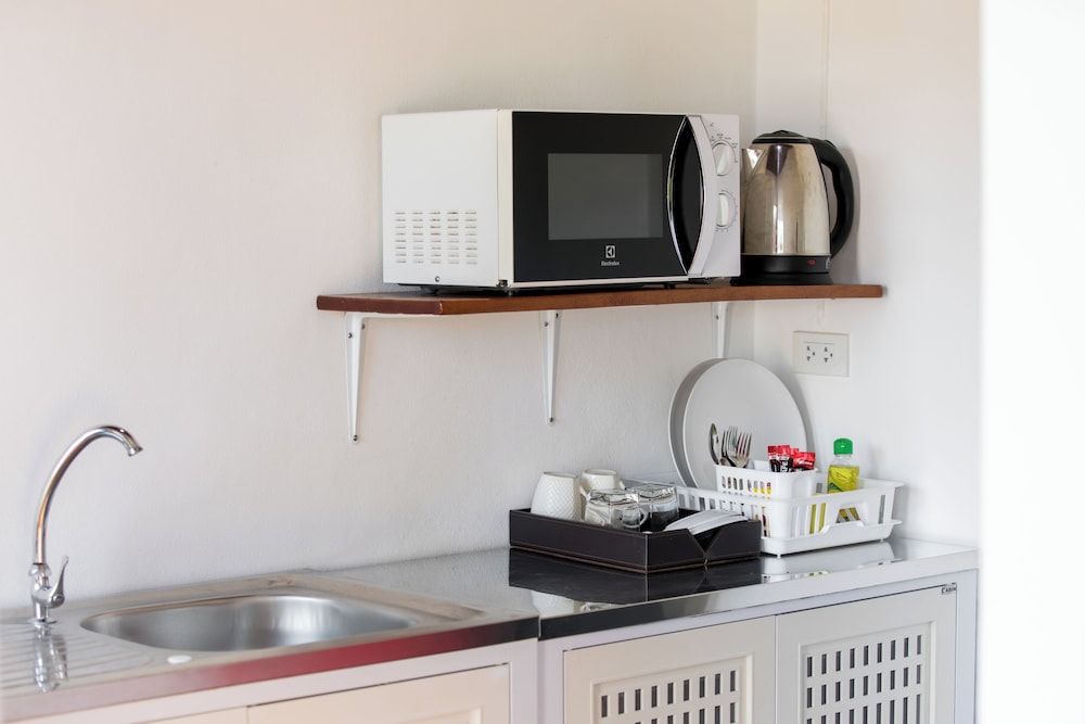 Maya Resort Deluxe Room, 1 King Bed, Kitchenette, Resort View 15