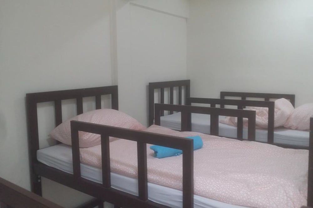 undefined First Inn On Nut - Hostel 10