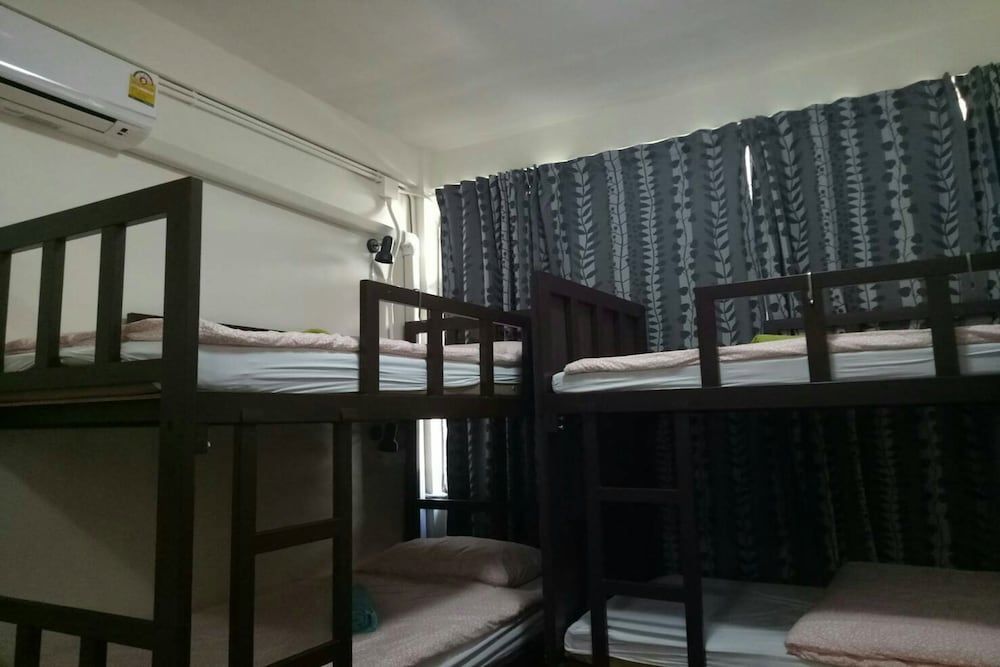 undefined First Inn On Nut - Hostel 7