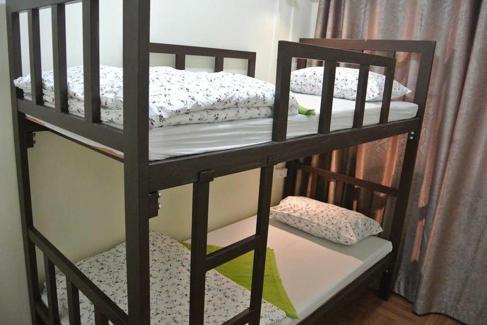 undefined First Inn On Nut - Hostel 4