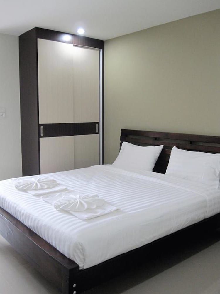 Corner One Residence