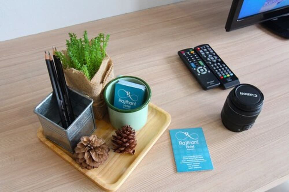 Rajthani Hotel Standard Twin Room 4