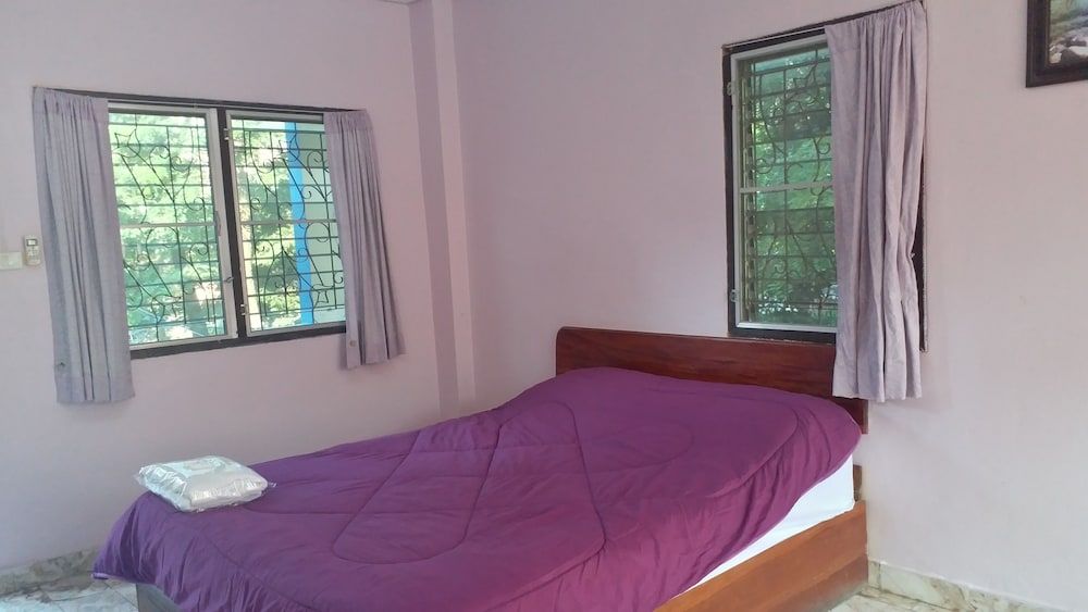 undefined 99 Inn Hotel 3
