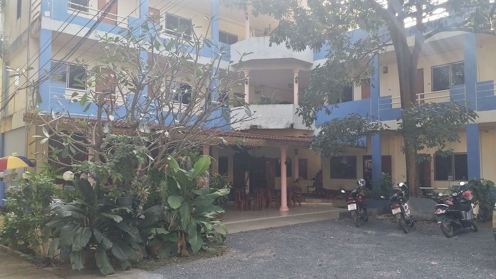 undefined 99 Inn Hotel 5