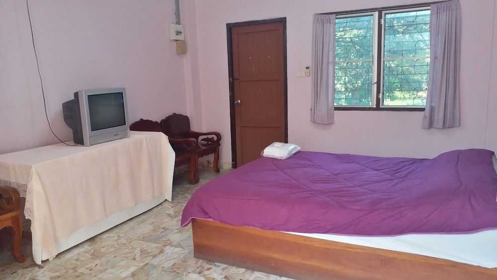 99 Inn Hotel Standard Double Room 6