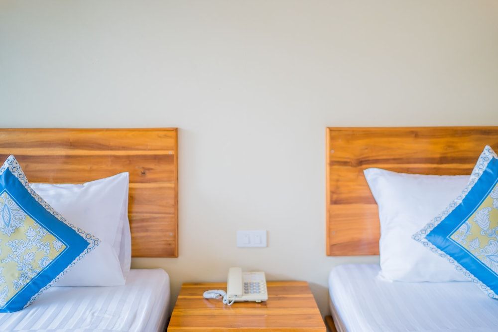 Tontan Resort Cha-Am Superior Double or Twin Room Garden View 4