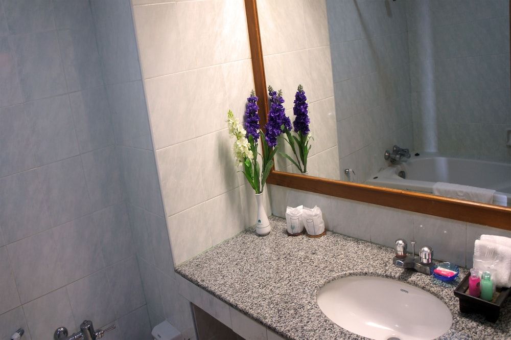 JP Emerald Hotel Deluxe Double Room 20