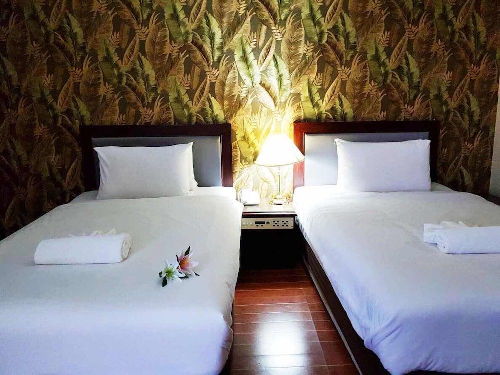 JP Emerald Hotel Deluxe Double Room 14