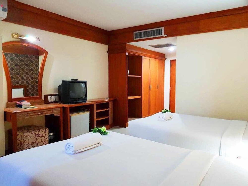 JP Emerald Hotel Superior Double Room 12