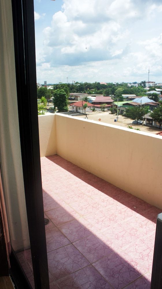 JP Emerald Hotel Deluxe Double Room 19