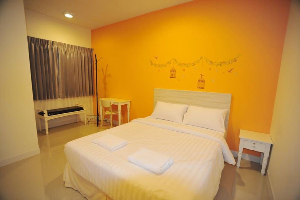 undefined The Garden Living 8