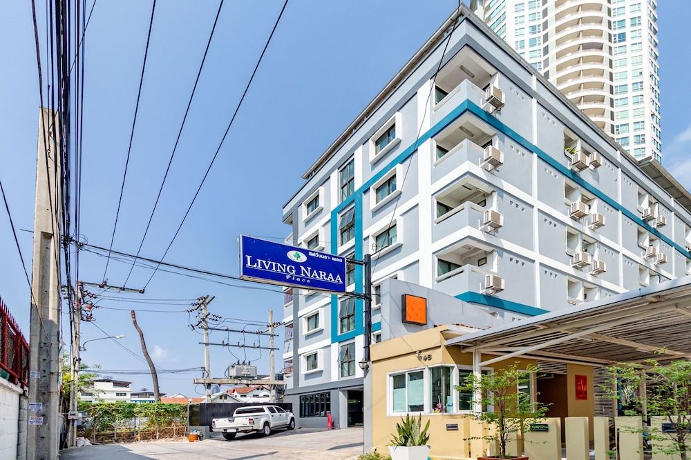 undefined Living Naraa Place 5