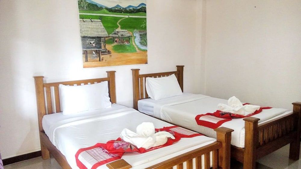 Oopkaew Resort Standard Twin Room 3