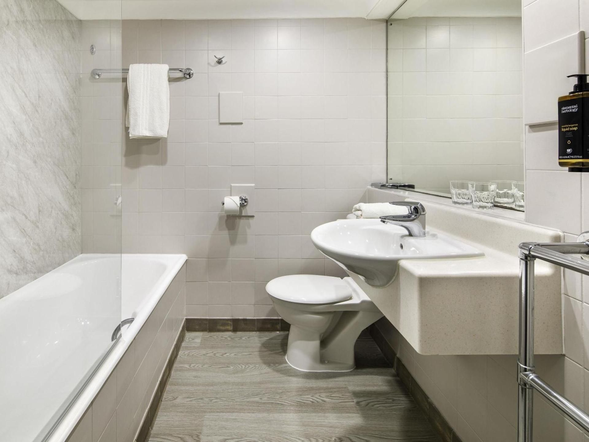 Classic Double High Floor