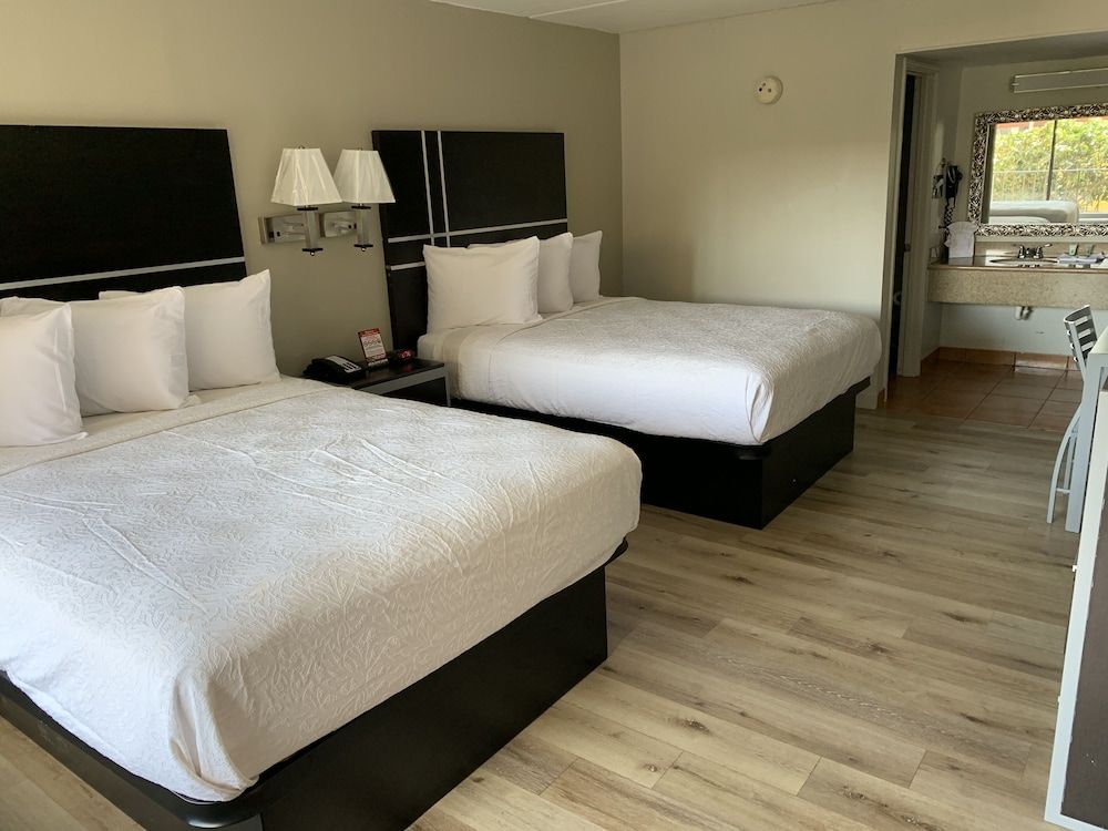 South Padre Island Lodge Room, 2 Queen Beds