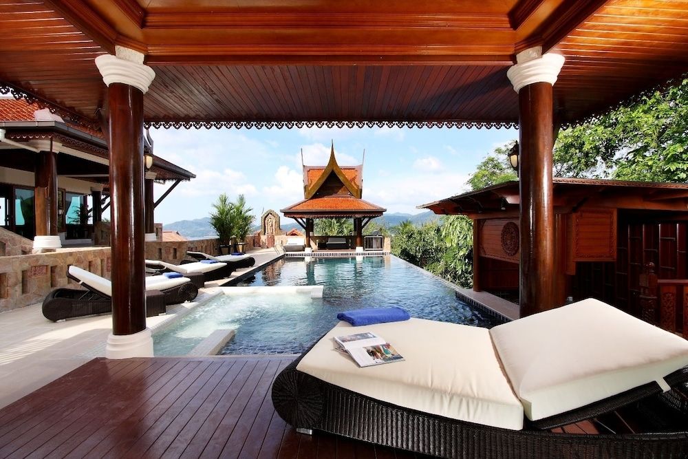 7 Bedroom Villa with Private Pool