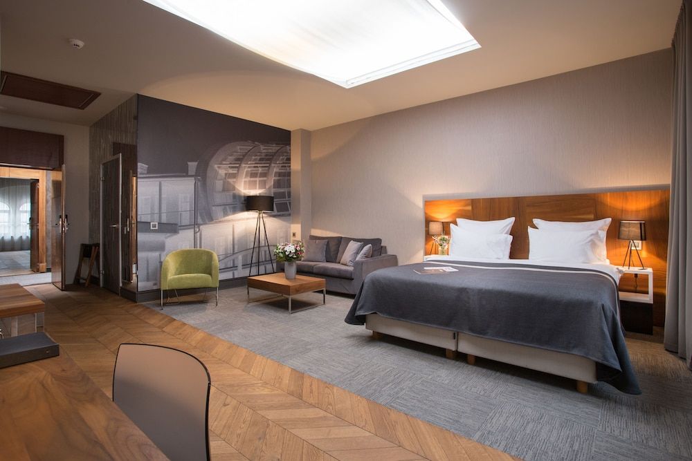 City Park Hotel & Residence Deluxe Suite 3